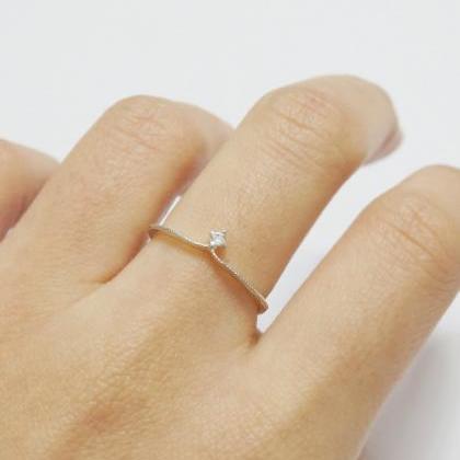 Simple Wedding Cz Ring,sterling Silver,v..