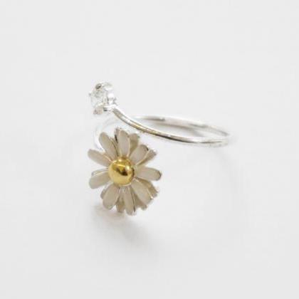 Silver White Daisy Flower Ring,adjustable..