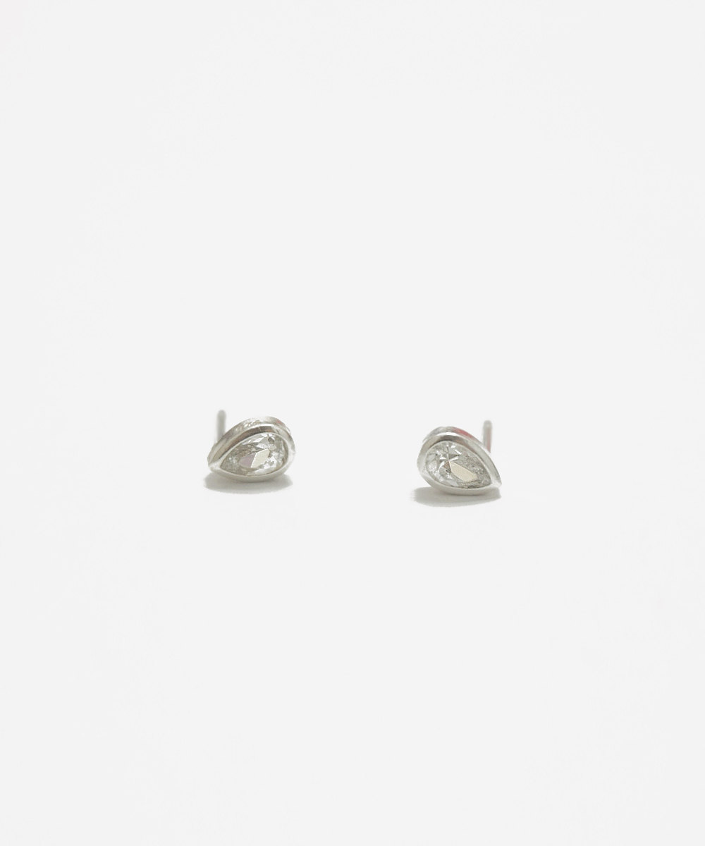 Silver Teardrop Cz Earrings,sterling Silver,delicate Earrings,simple Earrings,crystal Earrings,jewelry,simple Studs,gift,gift Idea,ske23