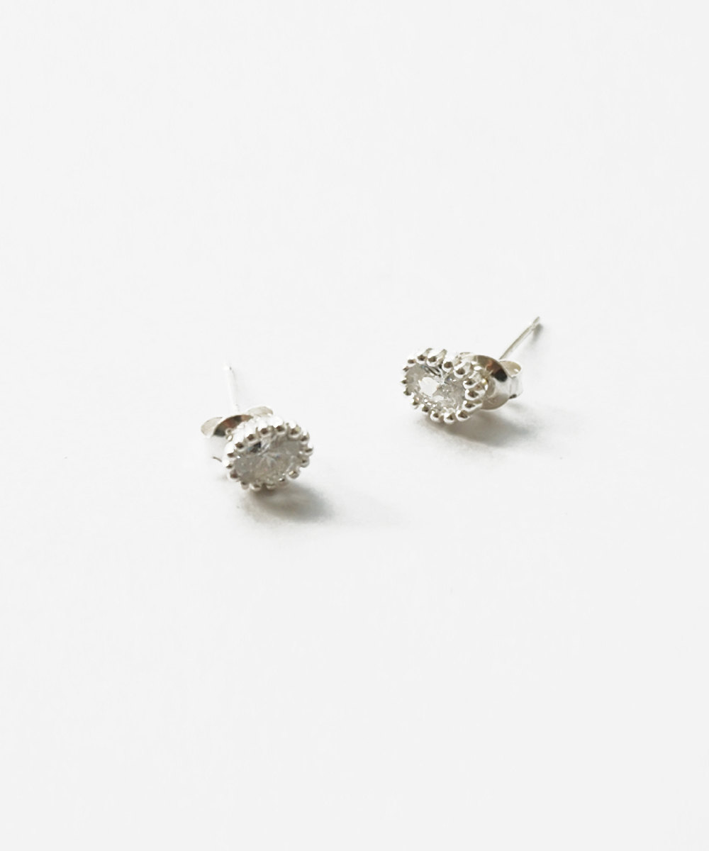 Silver Oval Cz Earrings,sterling Silver,simple Earrings,tiny Earrings,minimal Earrings,jewelry,delicate Earrings,cubic Earrings,sge17